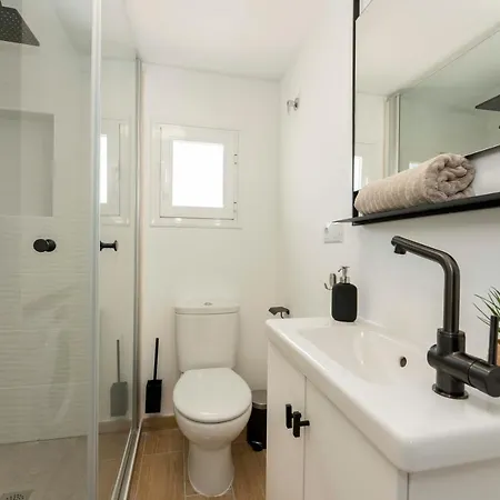 2 Cerca De La Playa En Casco Historico *