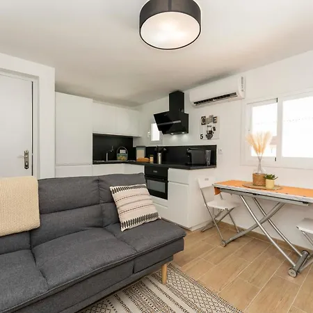 2 Cerca De La Playa En Casco Historico *