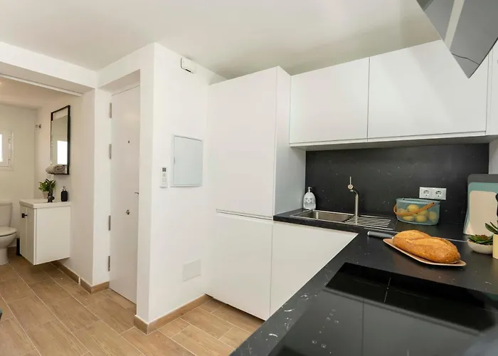 2 Cerca De La Playa En Casco Historico *